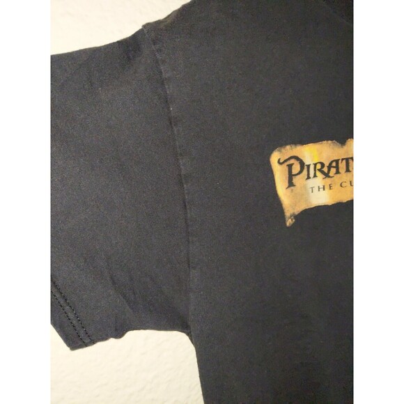 Authentic Pirates Of Caribbean Curse of the Black Pearl Shirt Medium M Disney - Picture 8 of 9